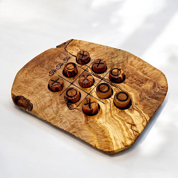 HANDCRAFTED OLIVE WOOD NOUGHTS AND CROSSES GAME