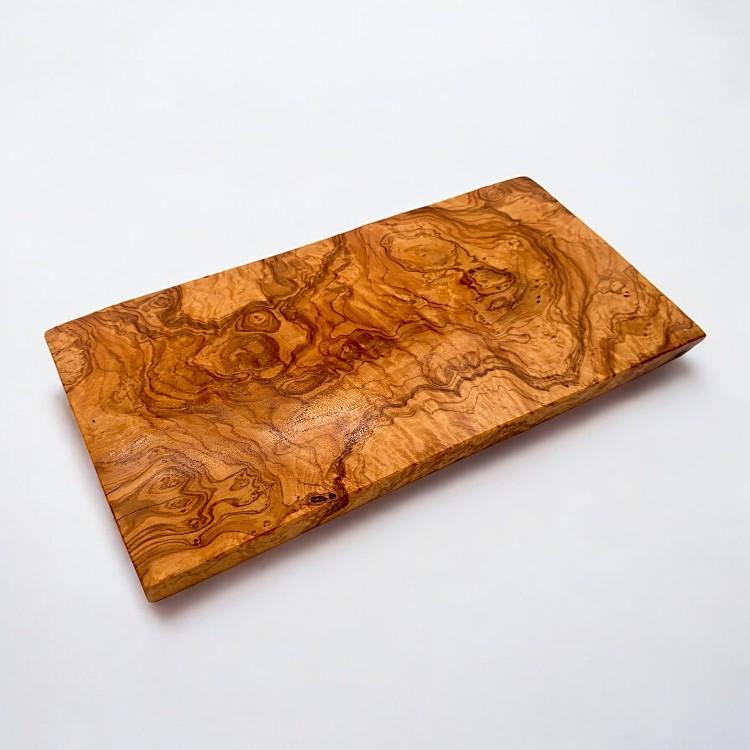 30cm × 15cm RECTANGULAR OLIVE WOOD CHOPPING & SERVING BOARD - Image 3