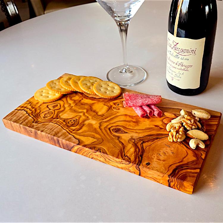 40cm × 20cm LARGE RECTANGULAR OLIVE WOOD CHOPPING & GRAZING BOARD - Image 2